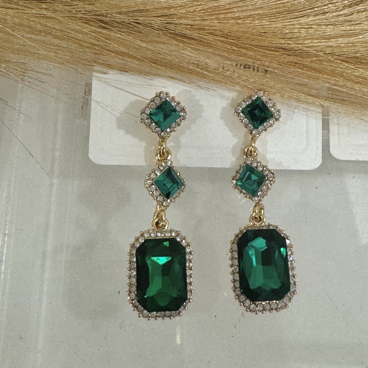  Κρεμαστά Σκουλαρίκια Με Πέτρες Και Στρας